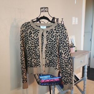 Old Navy Leopard Print Cardigan in Tan and Black